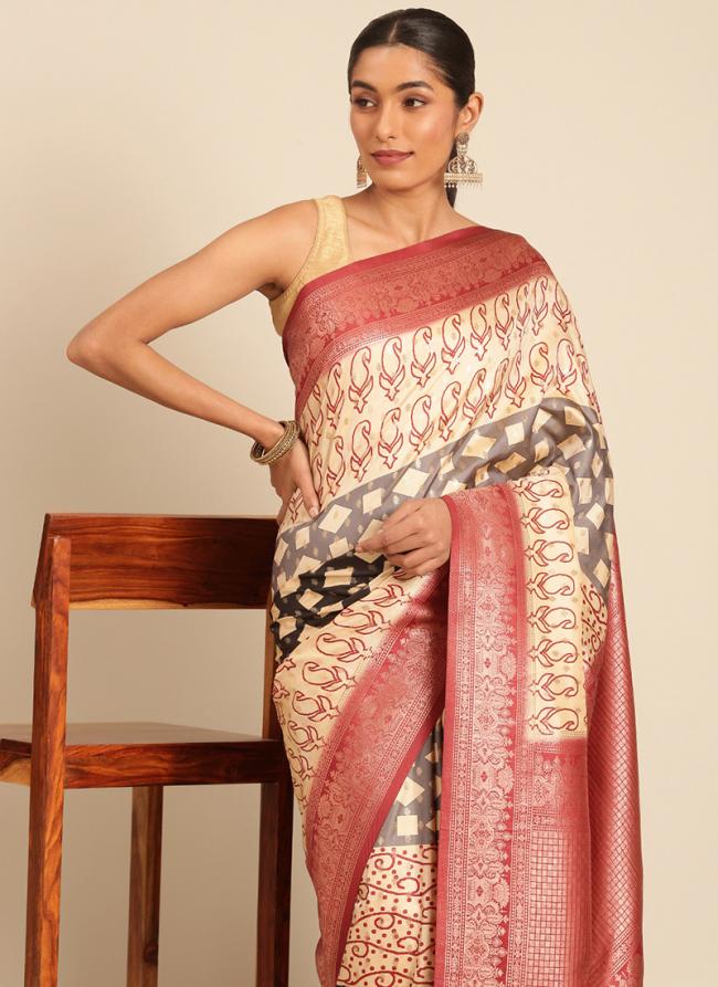 Silk Pink Casual Wear Printed Saree